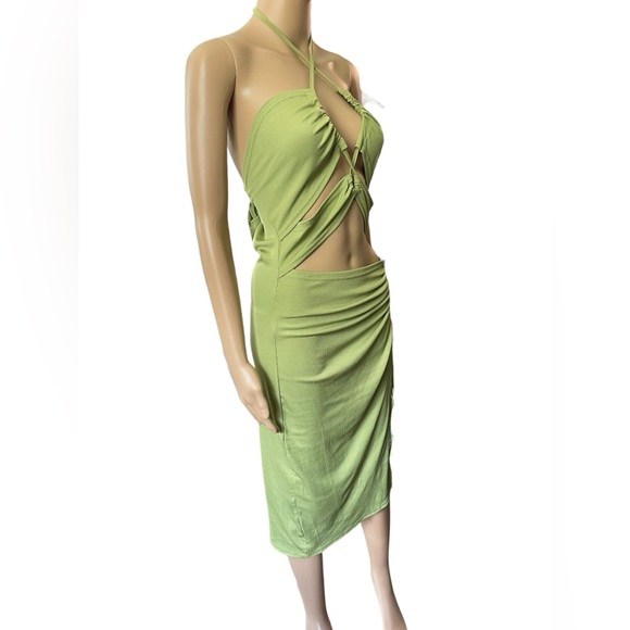 Zaful Green Sexy Sultry Strappy Cutout Beach Vacation Club Ribbed Halter Dress - Picture 3 of 8
